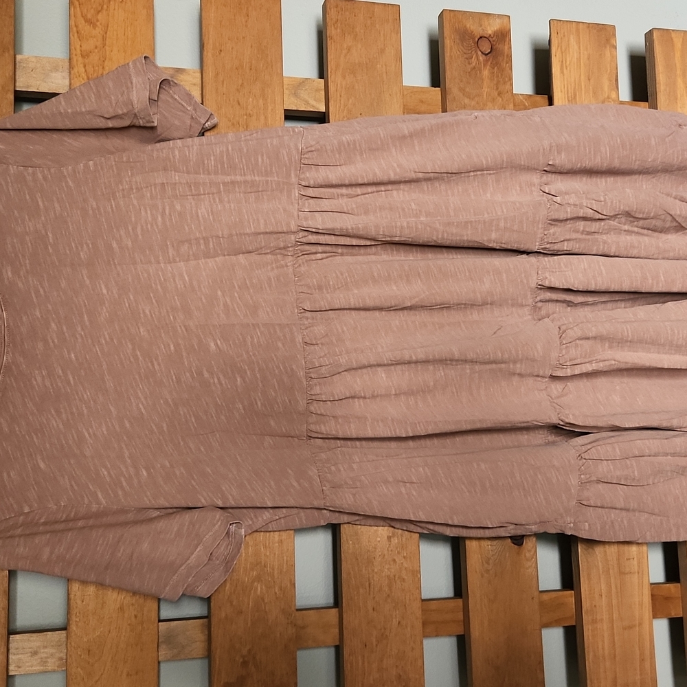 Tiered dress with pockets